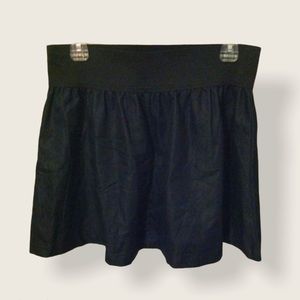 New Miley Cyrus & Max Azira skirt